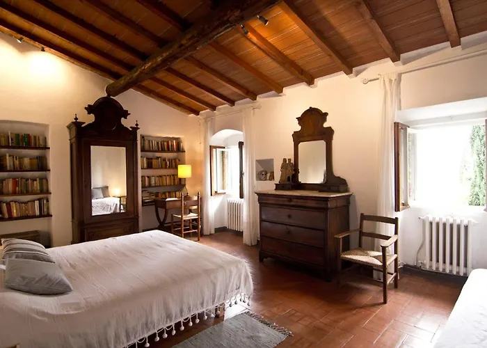 بيت ضيافة Il Monasteraccio
