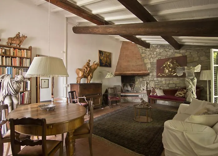 بيت ضيافة Il Monasteraccio